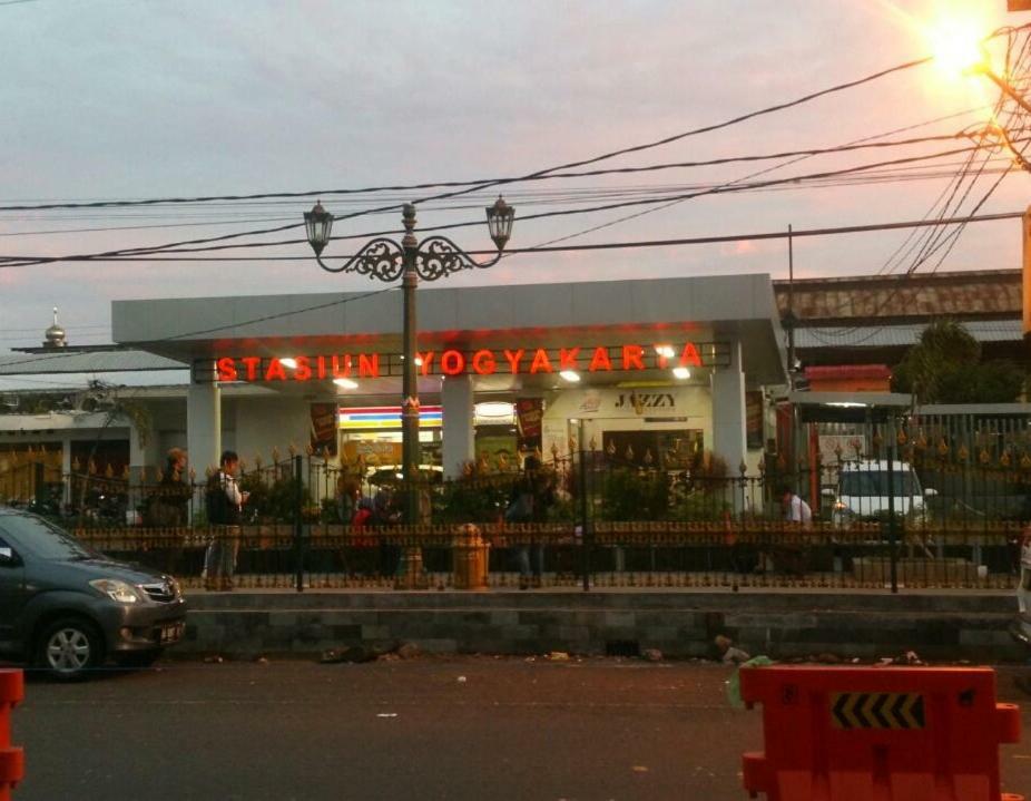 Auberge de jeunesse Setia Backpacker à Yogyakarta Extérieur photo