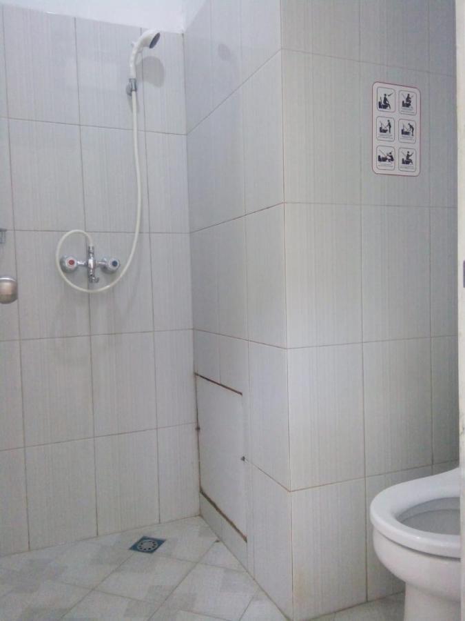 Auberge de jeunesse Setia Backpacker à Yogyakarta Extérieur photo